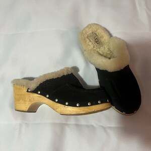 UGG Australia Women's Black Suede Studded Wood Clog Mules Shearling Lined